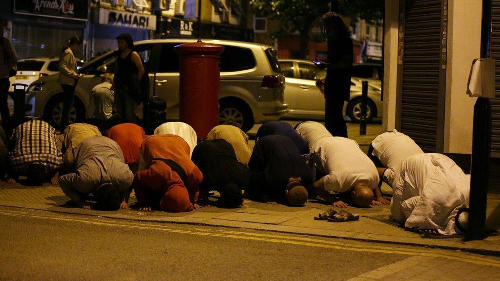 Terror in London: Fahrzeug rast in Menschenmenge
