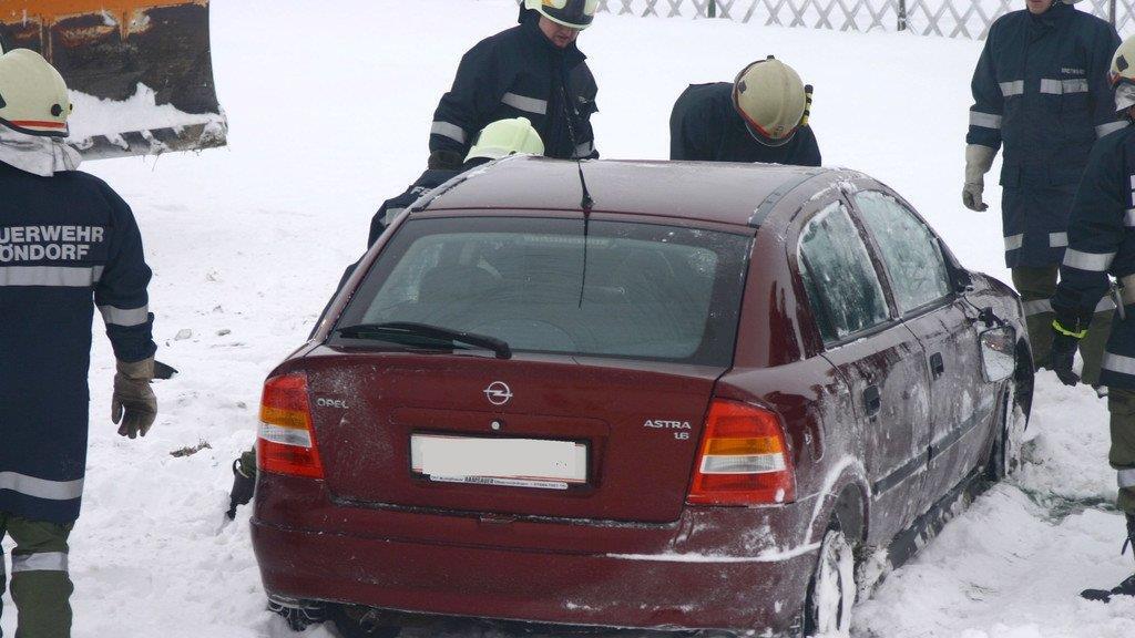 Auto-Überschlag auf B1