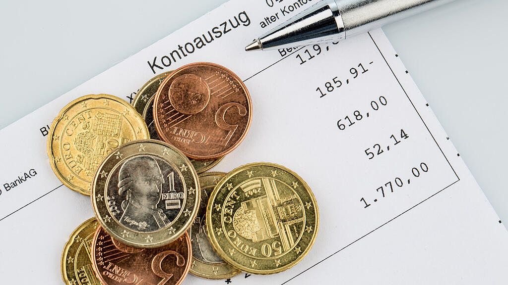 Armut, Geld