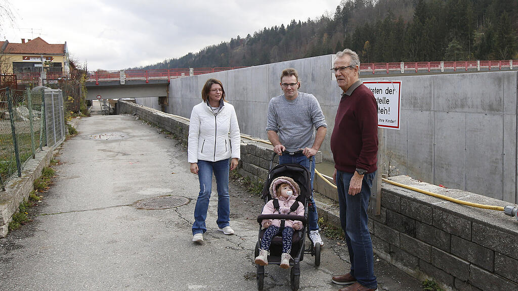 K\u00c4RNTEN: HOCHWASSERSITUATION IN LAVAM\u00dcND