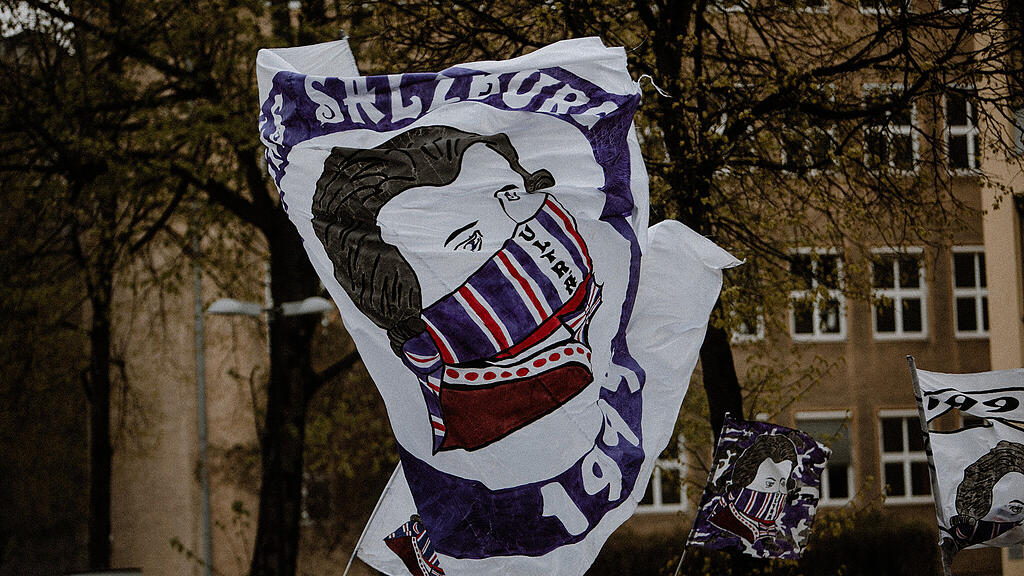 Fanmarsch Austria Salzburg