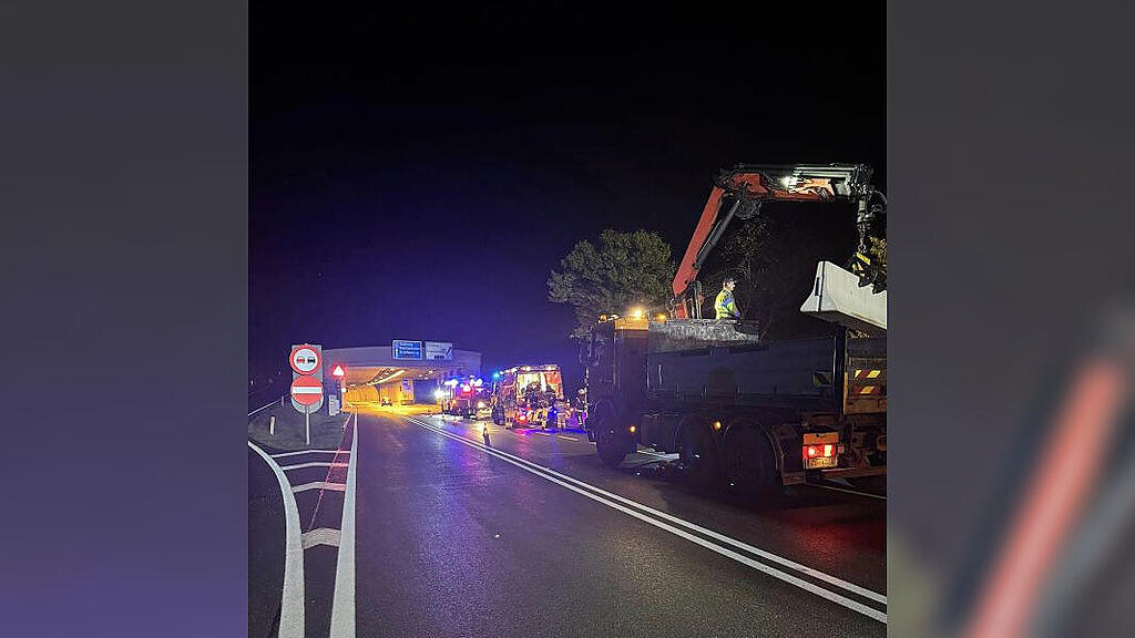 Hochwasserschutz an B311 in Schwarzach