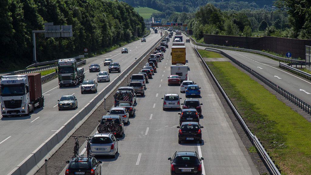 Stau auf der A10 II