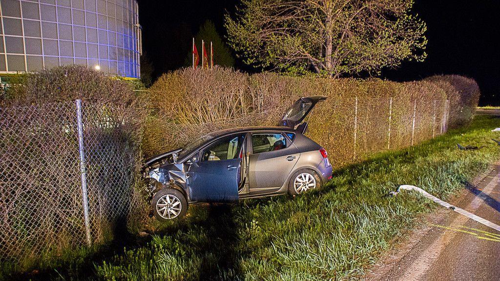 Fünf Verletzte bei Unfall auf der B20