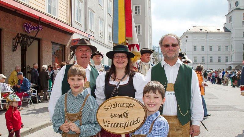 Dult: Umzug durch die Stadt