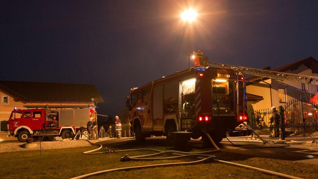 35 Einsatzkräfte waren bei dem Brand vor Ort.