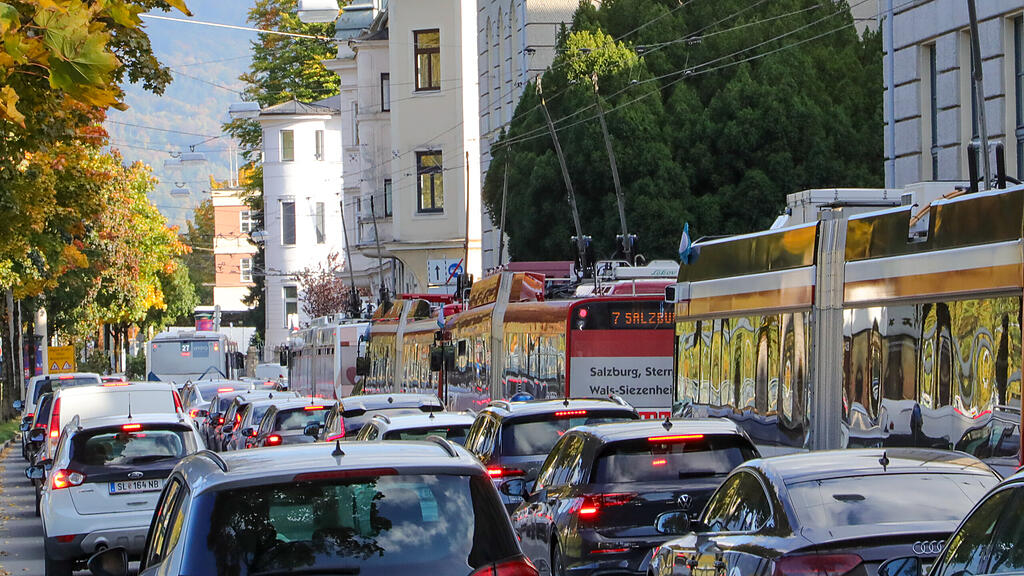 Pkw-Crash Salzburg-Nonntal