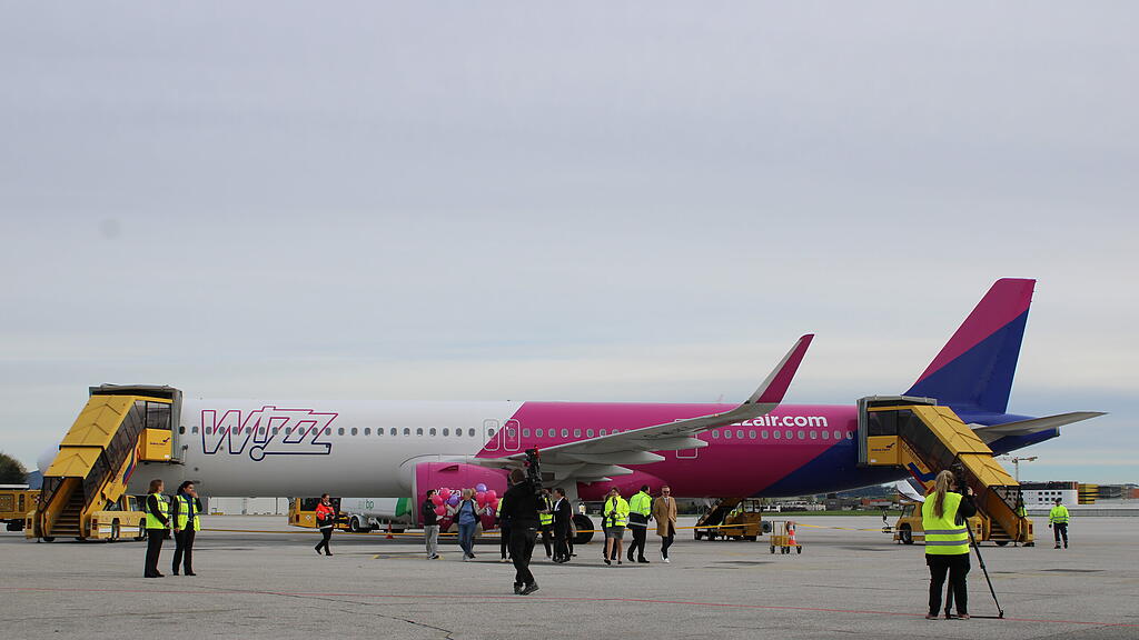 Erstlandung Wizz Air Salzburg