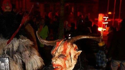 Krampusse in Niederalm