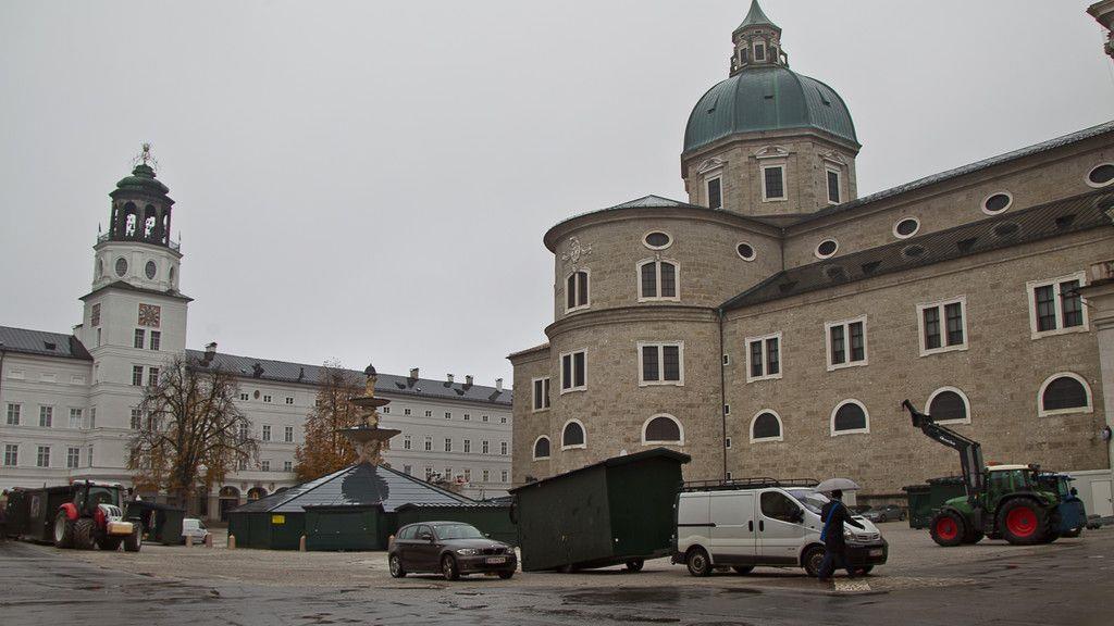 Salzburger Christkindlmarkt 2016: Aufbau gestartet, I