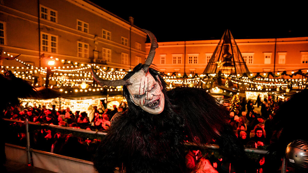 Der Krampuslauf am Christkindlmarkt