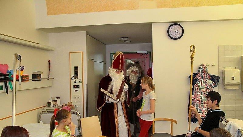 Nikolo im LKH Salzburg