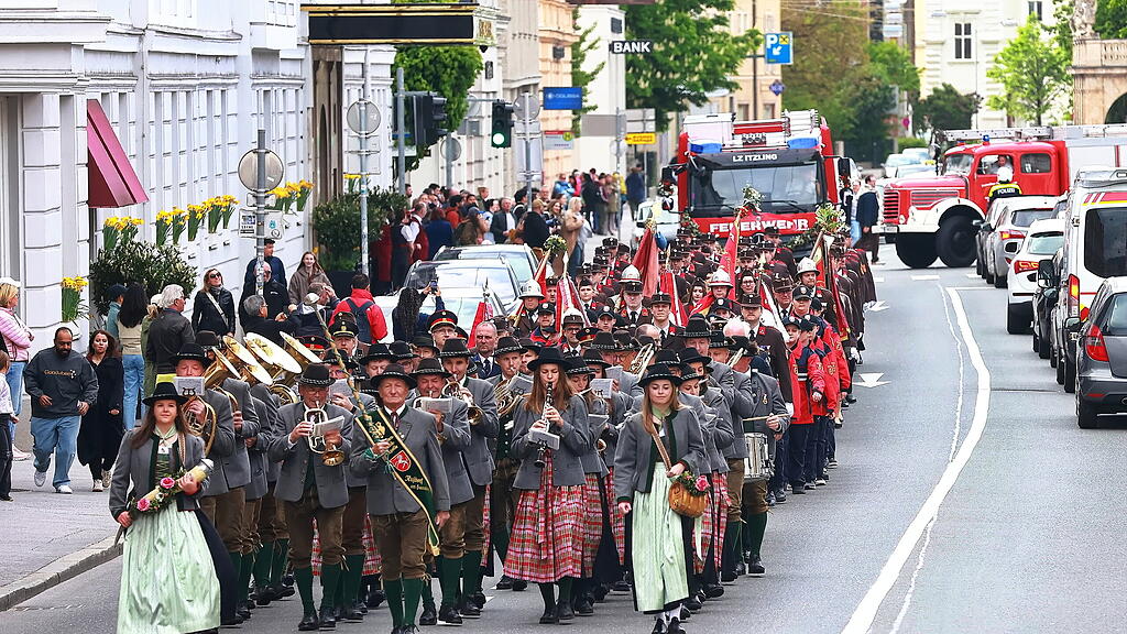 Florianifeier der Freiwilligen Feuerwehr der Stadt Salzburg 2025