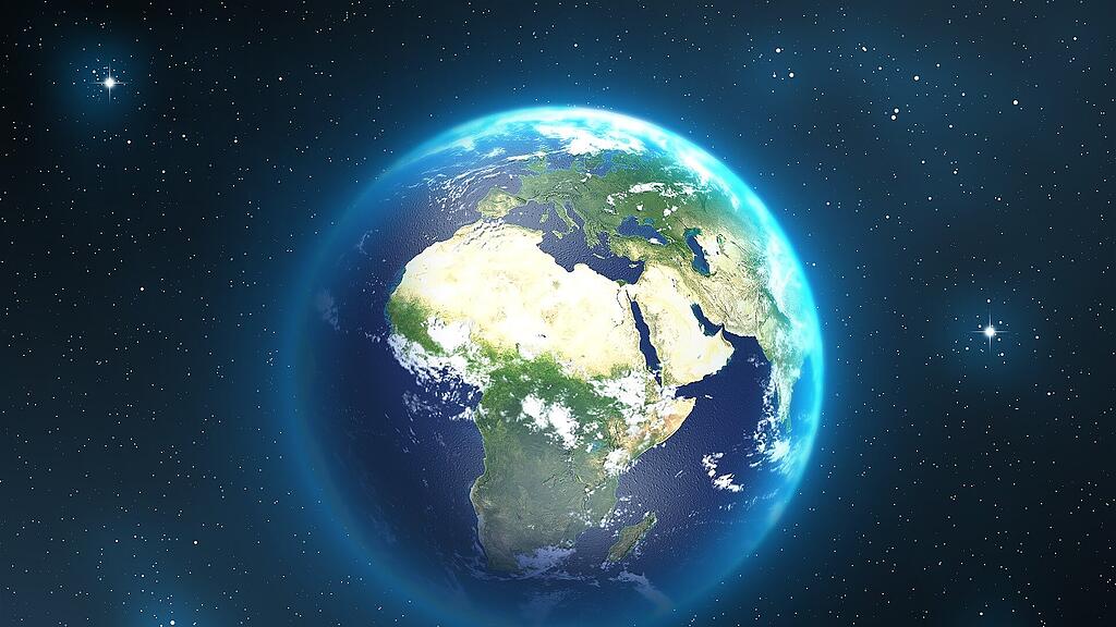 earth-g8bf01db38_1920.jpg