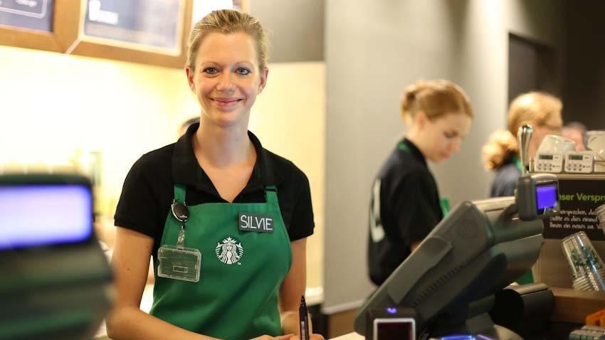 Starbucks eröffnet im Europark, II