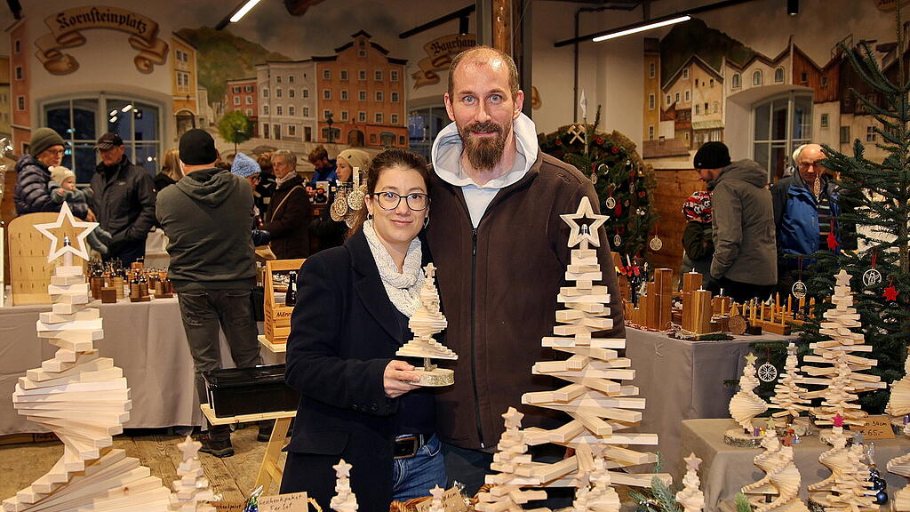 Adventmarkt in Hallein ist Er\u00f6ffnet