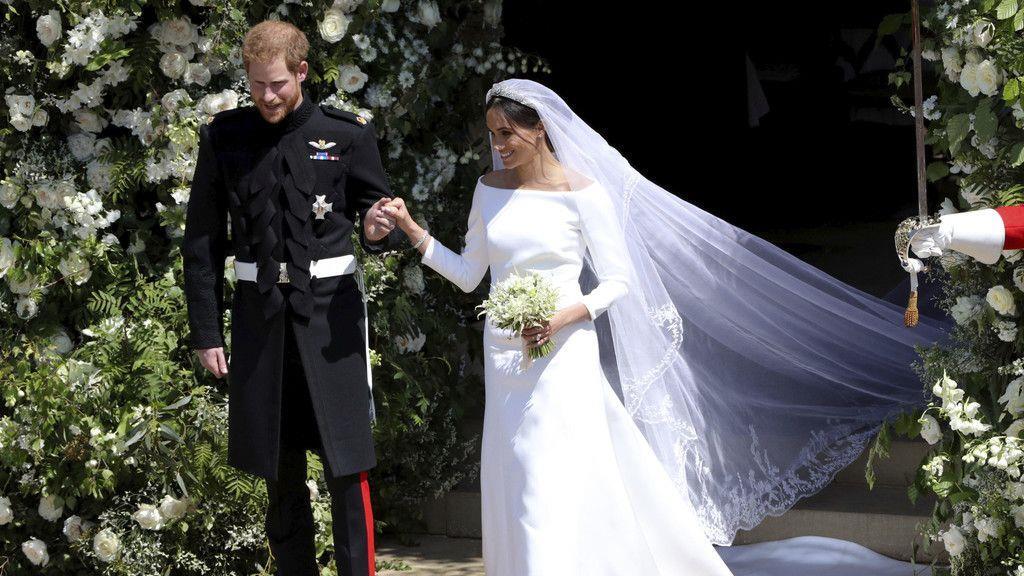 Royale Hochzeit: Schillernde Kutschfahrt durch Windsor