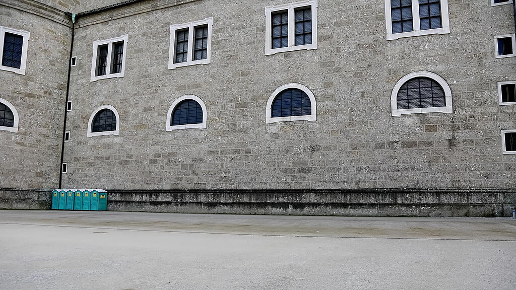Vorbereitung auf Öffnung in Salzburg