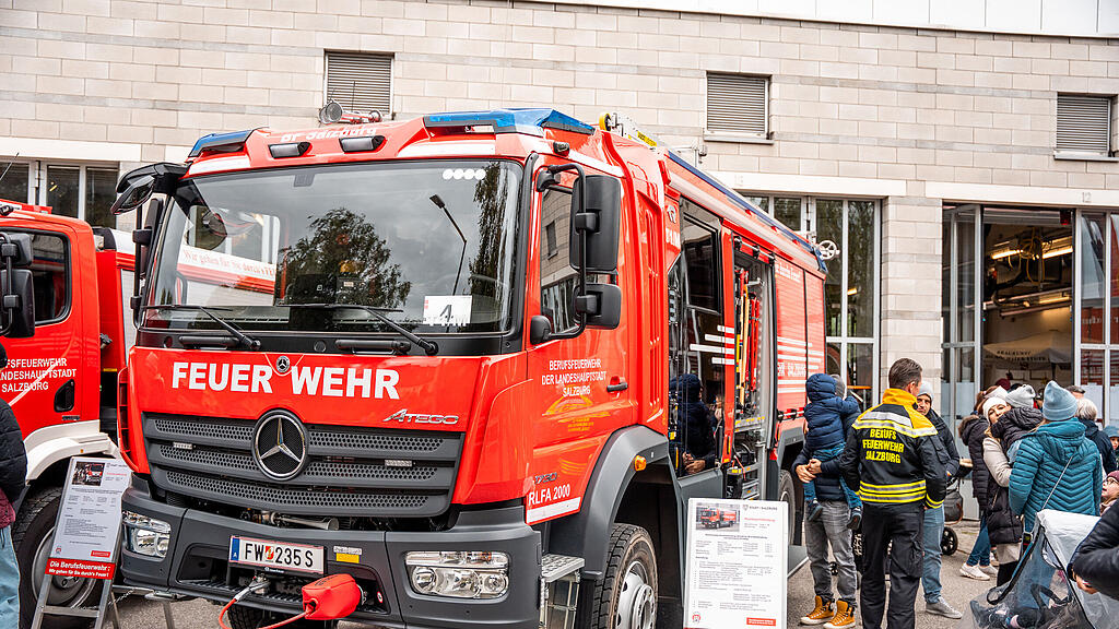 Tag der Offenen Tür bei der Berufsfeuerwehr Salzburg