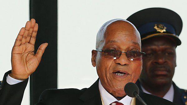 Zuma legt seinen zweiten Amtseid ab