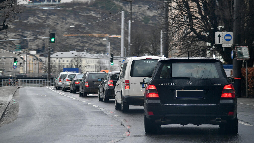 VERKEHR / STAU
