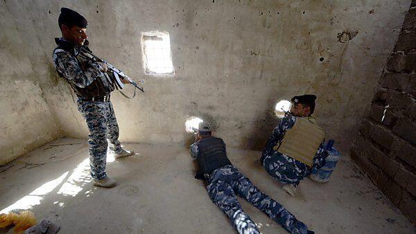 Armee und IS liefern sich heftige Gefechte