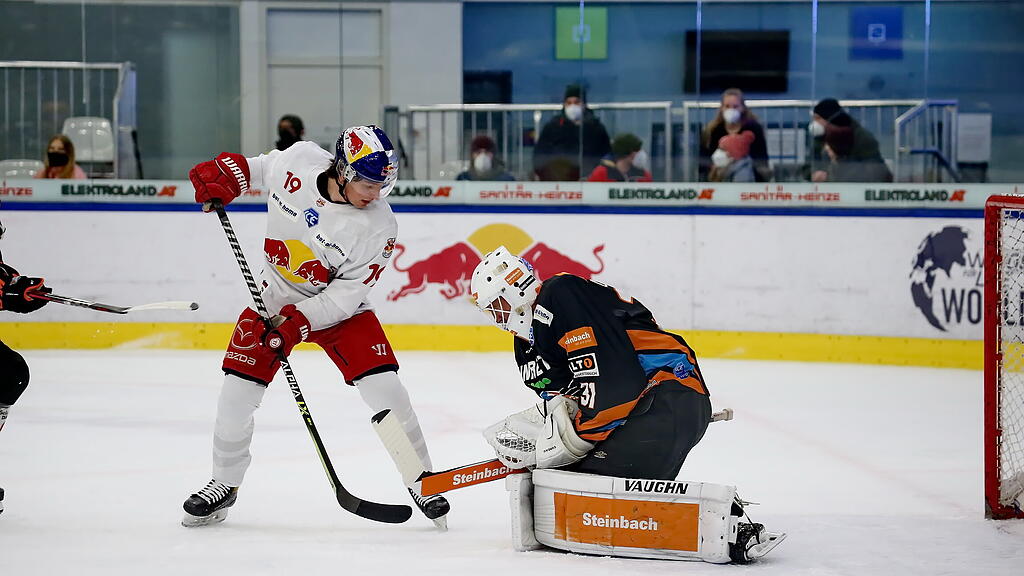 20220218_fmt_ec_red_bull_vs_linz_KJ008.JPG