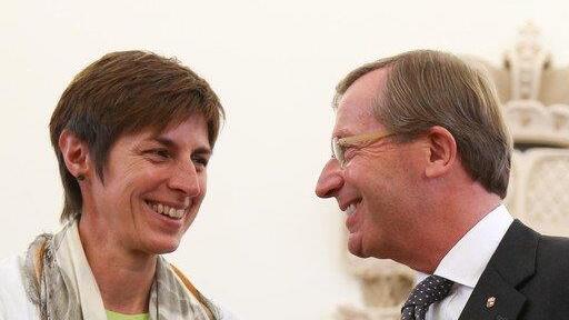 Neue Landesregierung angelobt, II