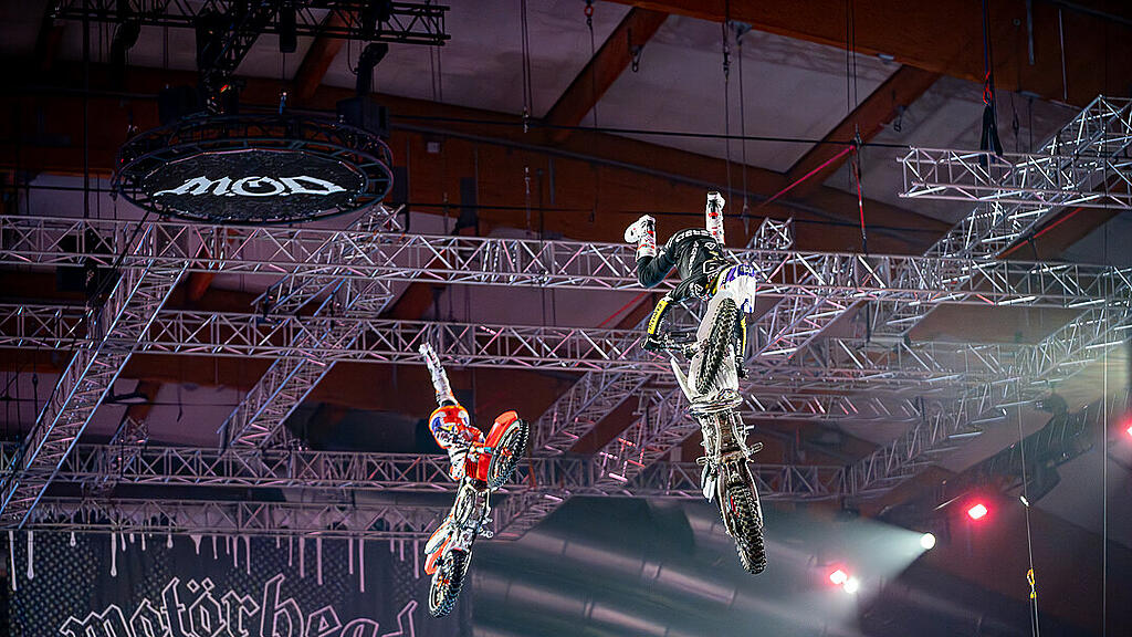 Masters of Dirt