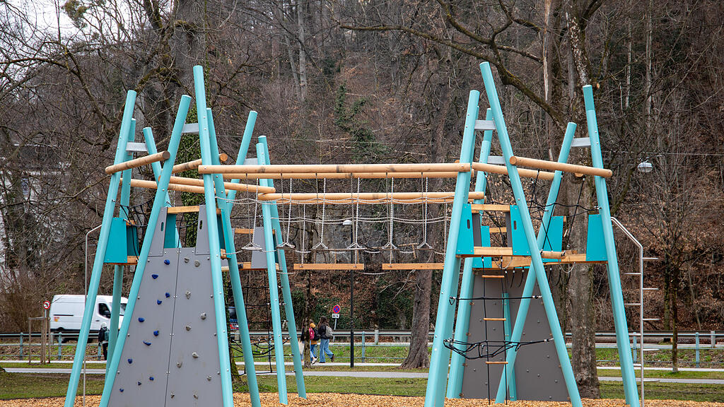 Hochseilgarten im Volksgarten
