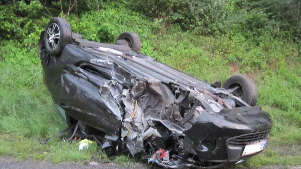 Verletzte bei schwerem Frontalcrash in Bad Ischl