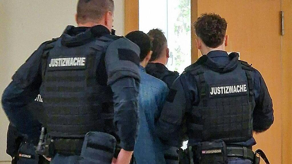 WIEN: IS-ANHÄNGER BESPRACH TERROR-PLÄNE MIT CHATGPT