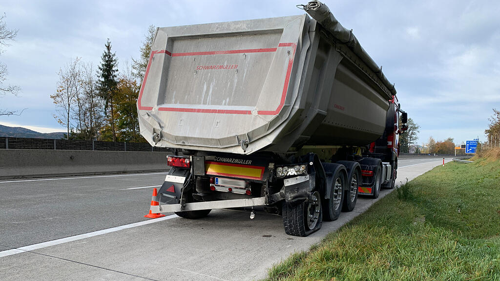 Unfall A1 zwischen Thalgau und Mondsee