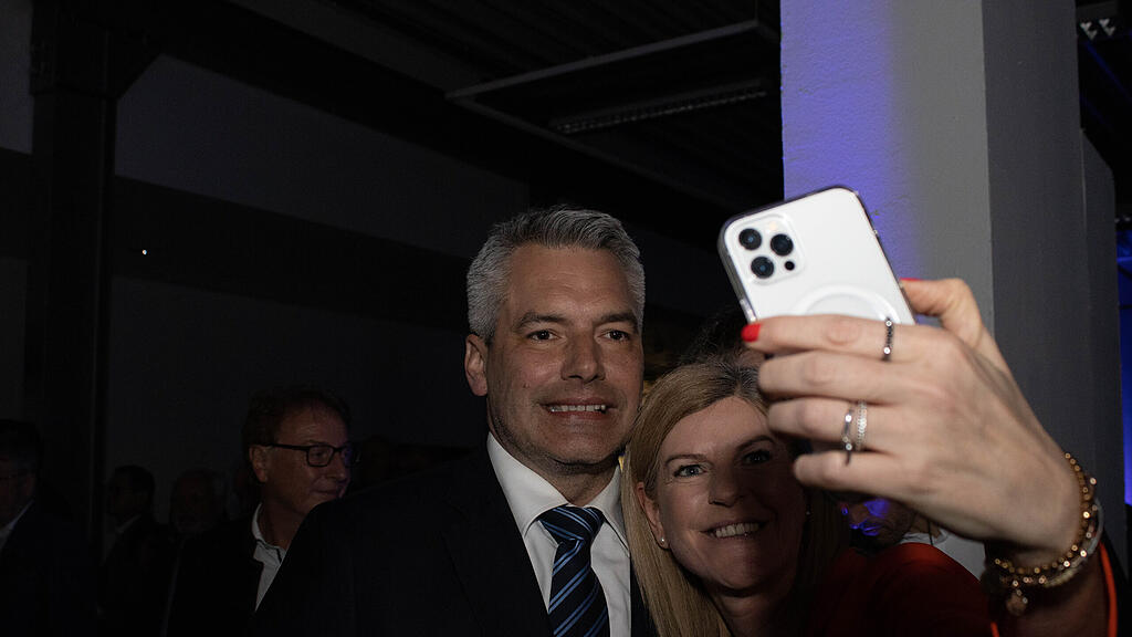 \u00d6VP Wahlkampfauftakt in Salzburg