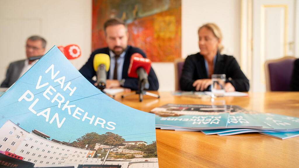 Stefan Schnöll Barbara Unterkofler Nahverkehrsplan