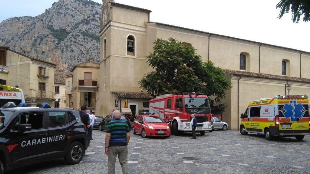Flut in Schlucht in Italien