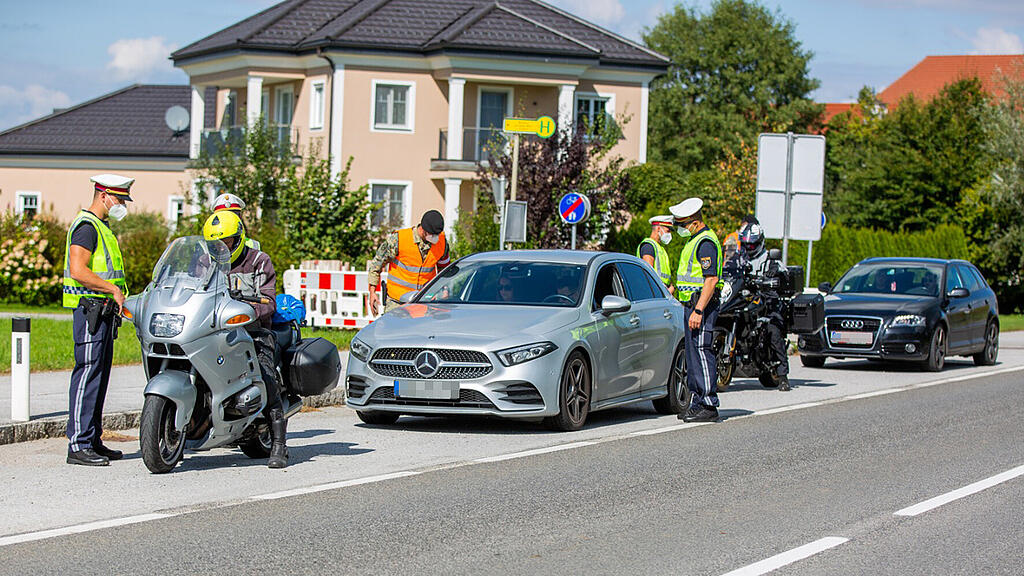 Ausreisekontrollen_Braunau