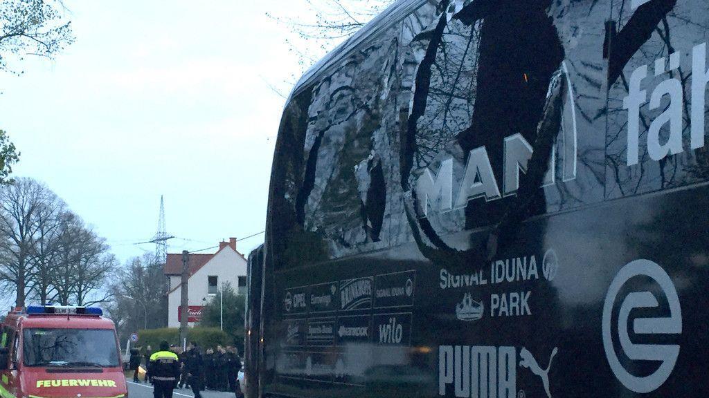 Bomben detonieren an BVB-Bus