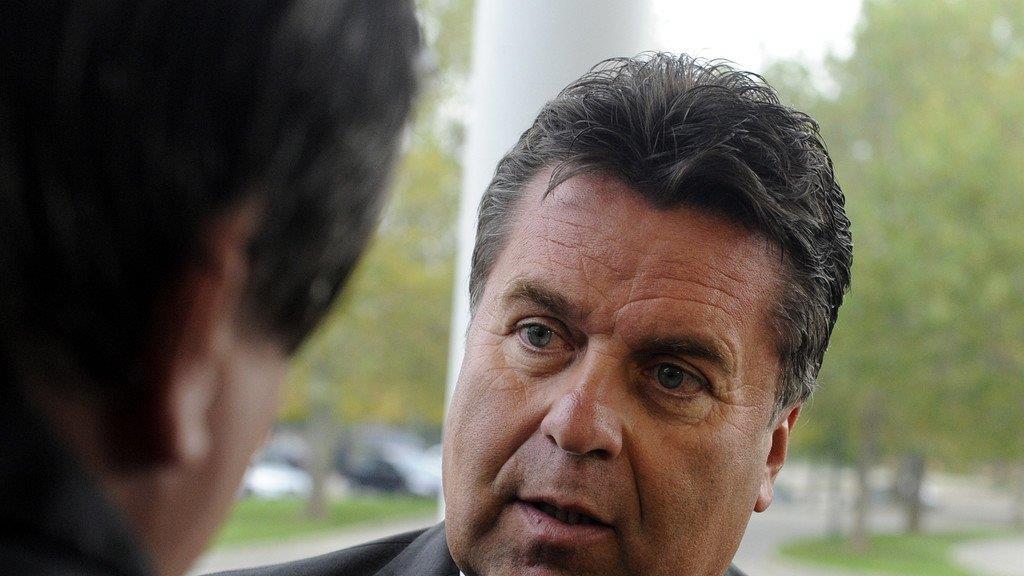Mayr beim Stronach-Gipfel
