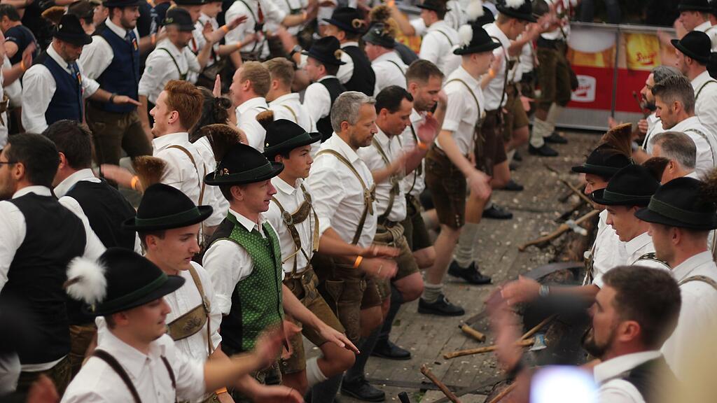 100 Jahre Trachtenverein St. Johann  - Weltrekordversuch