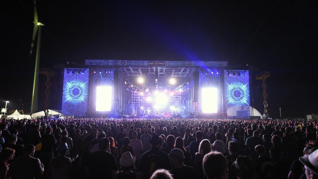 Nova Rock 2015: Mötley Crüe und Rise Against