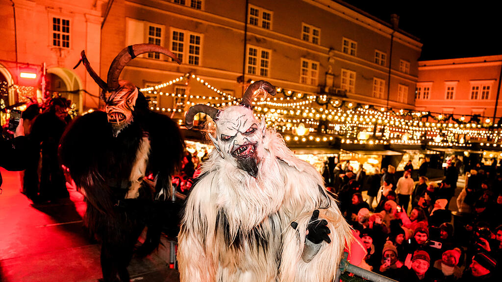 Der Krampuslauf am Christkindlmarkt