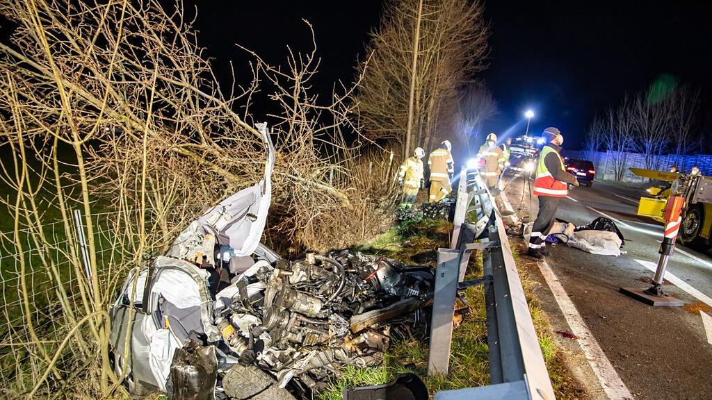 Drei Tote bei Crash nahe Anthering