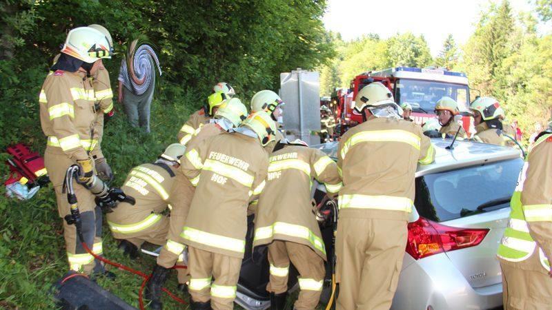 Schwerer Crash in Hof
