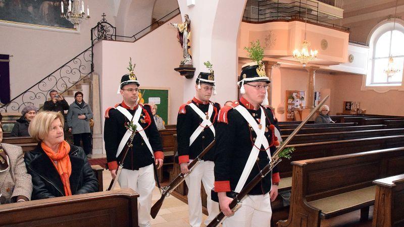 Traditionelle Grabwache in Grödig