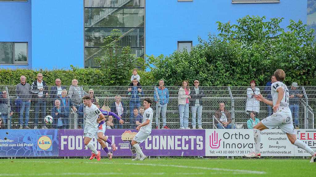 2. Liga: Austria Salzburg gegen Amstetten