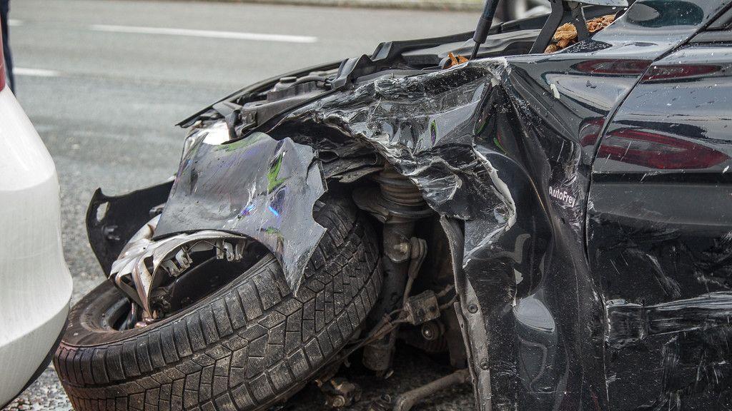 Autoüberschlag auf Innsbrucker Bundesstraße