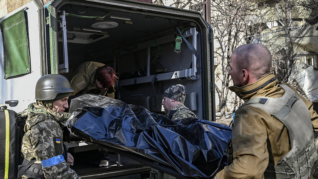 Ukraine-Krieg, Tag 28: Zerst\u00f6rung in Kiew