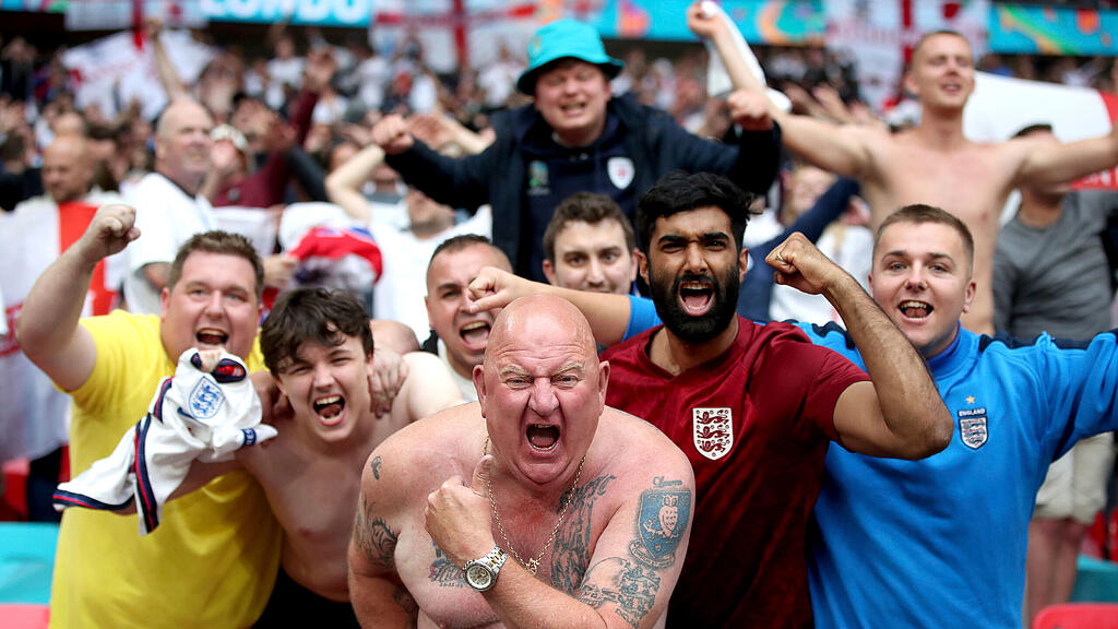 Wembley_EM_Fan_England