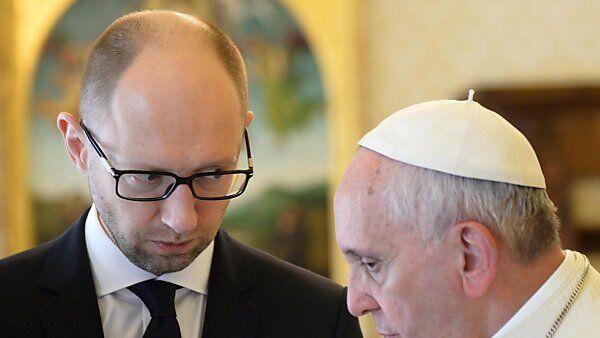 Jazenjuk traf in Rom Papst Franziskus
